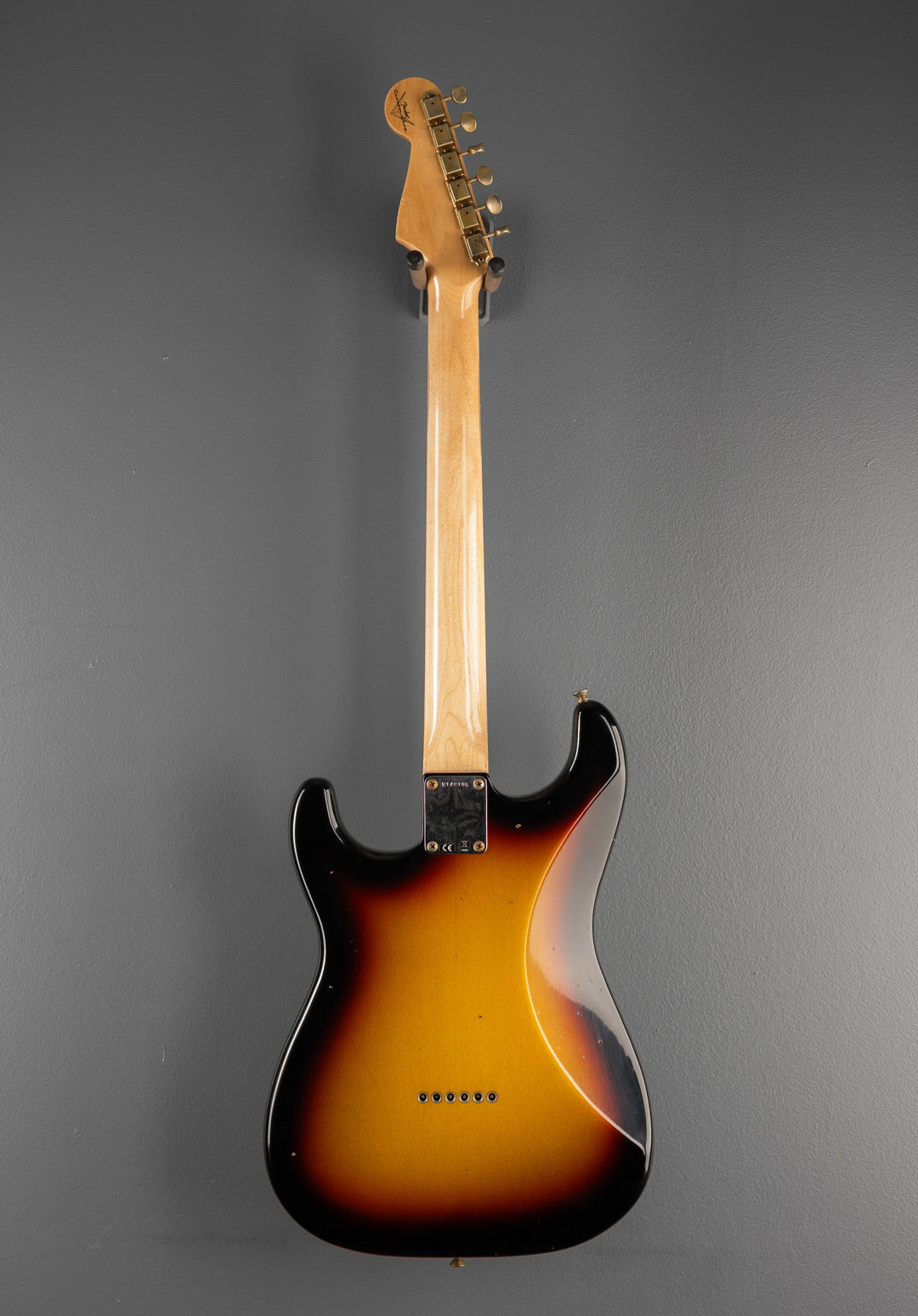 1960 Journeyman Relic Hardtail Stratocaster - 3 Color Sunburst