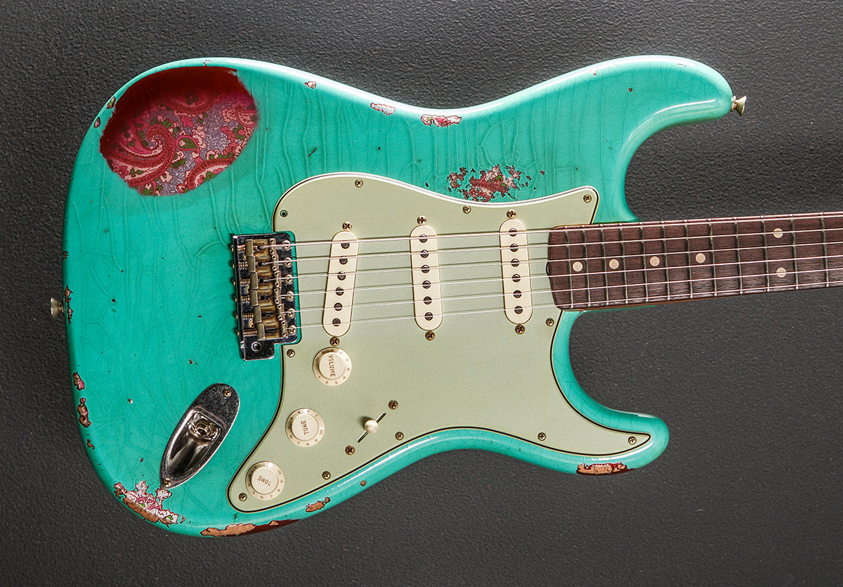 Used 1962 Heavy Relic Strat '26 – Dave's Guitar Shop