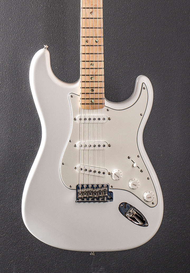 Robin Trower Signature Stratocaster - Arctic White