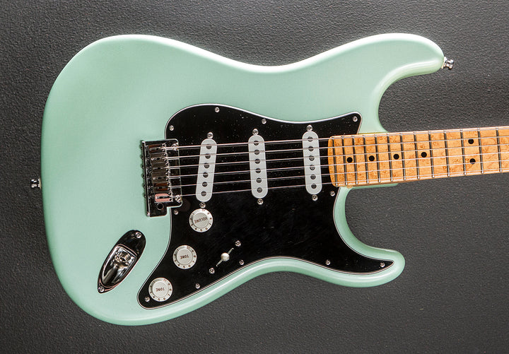 Used Custom Deluxe Strat '13