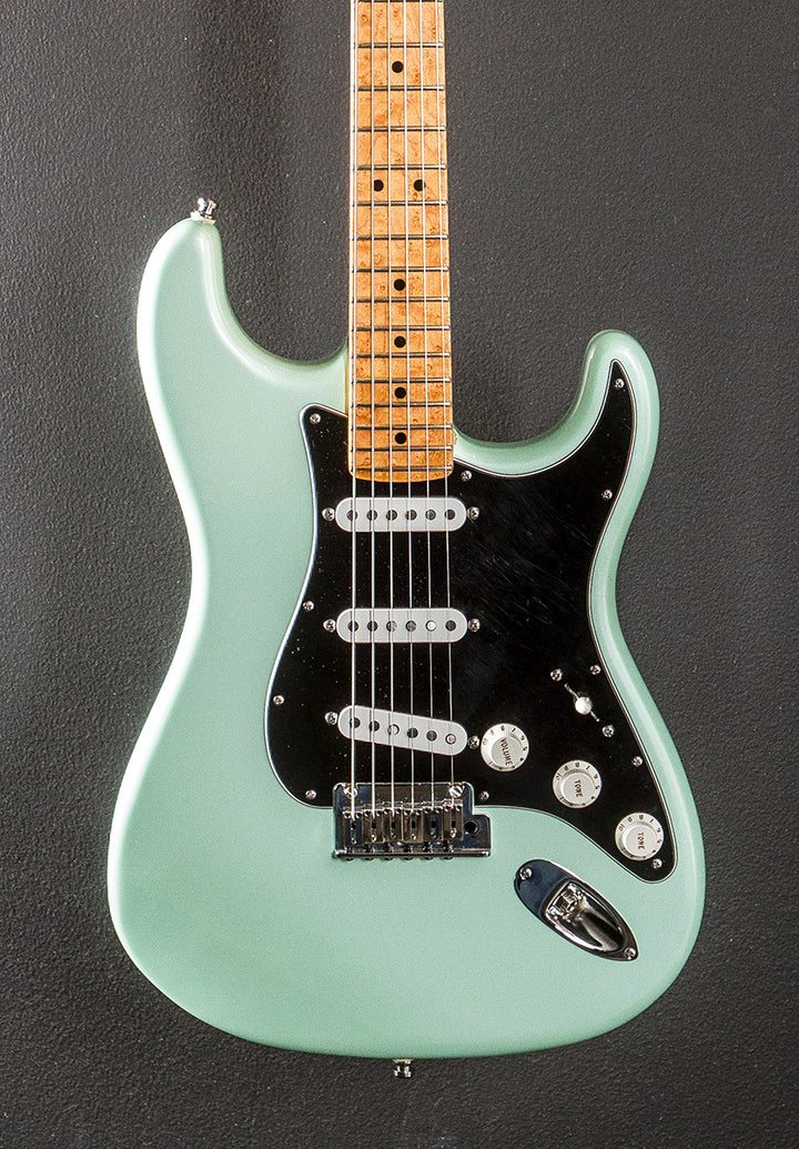 Used Custom Deluxe Strat '13