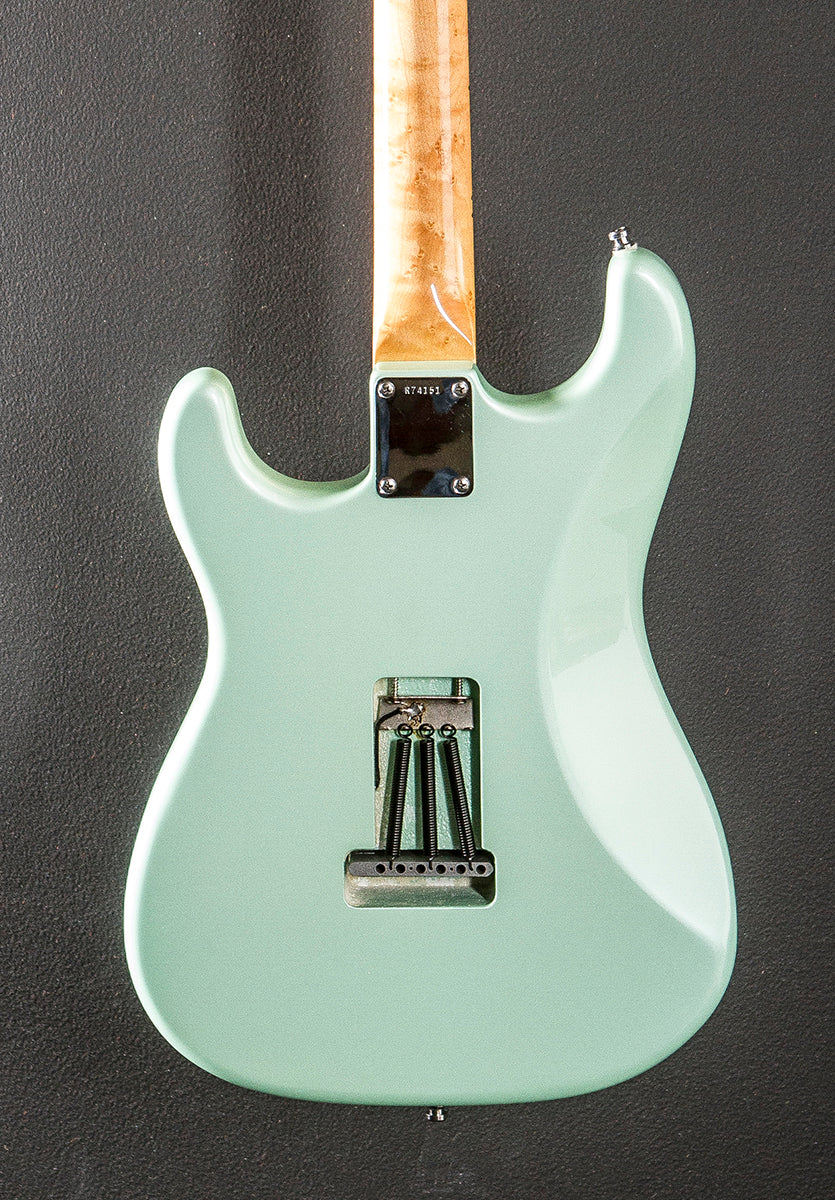 Used Custom Deluxe Strat '13