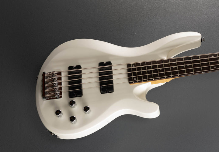 C-5 Deluxe - Satin White