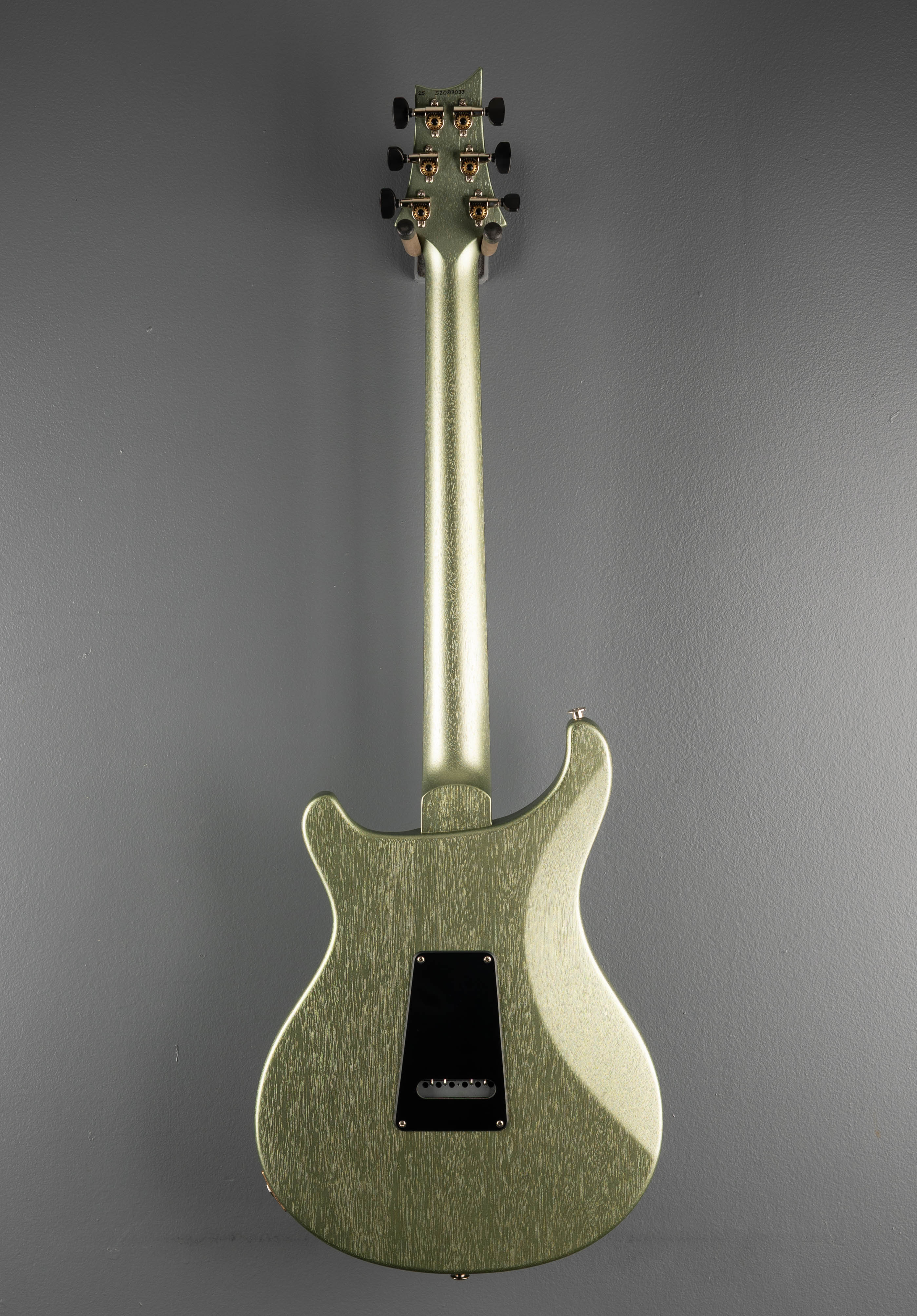 S2 Standard 22 Satin - Mavis Mint Metallic – Dave's Guitar Shop
