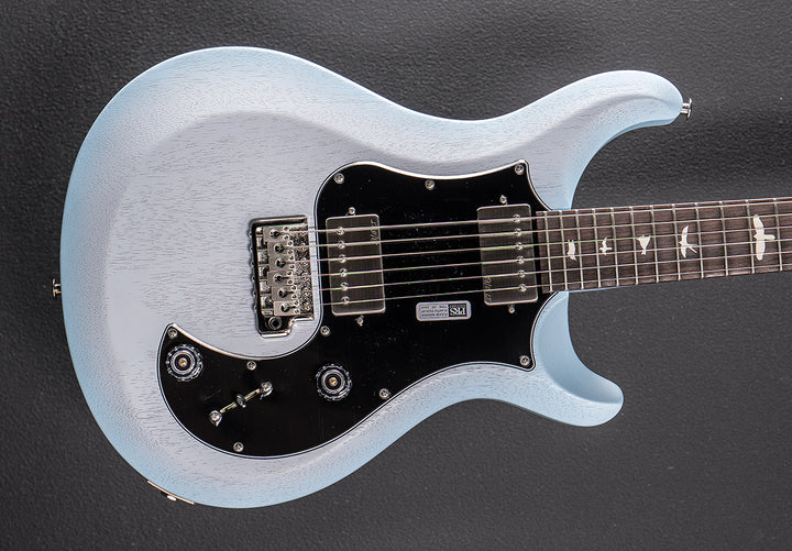 S2 Standard 22 Satin - Cloud Burst