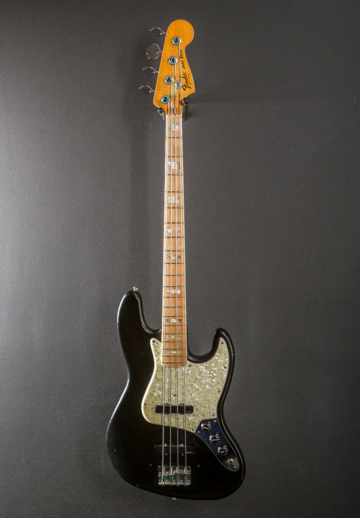 Used Jazz Bass '77