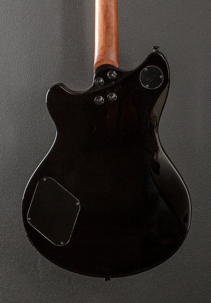 SA-126 Standard - Piano Black