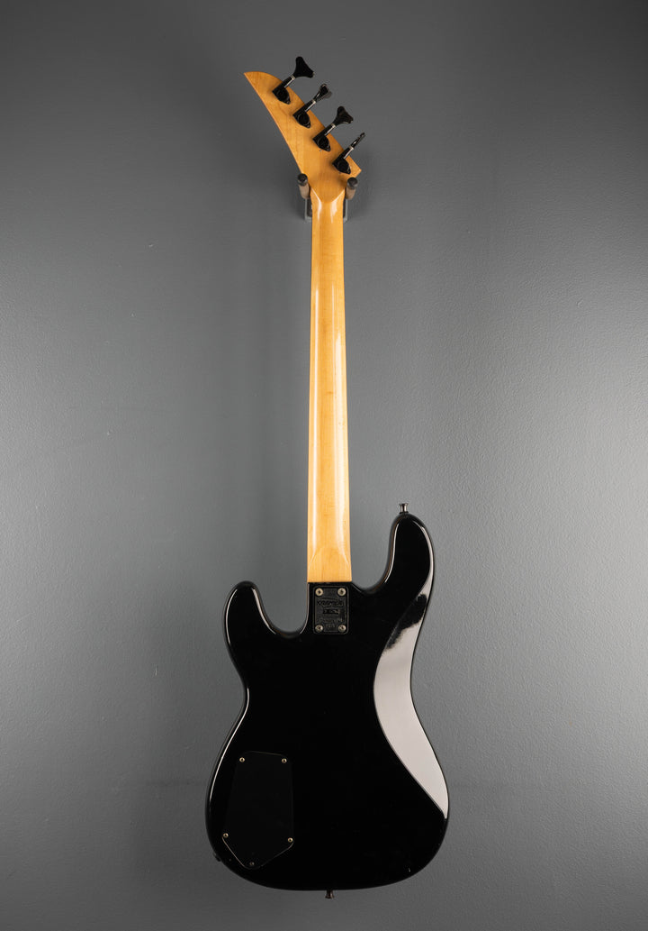 700ST Bass, Late &