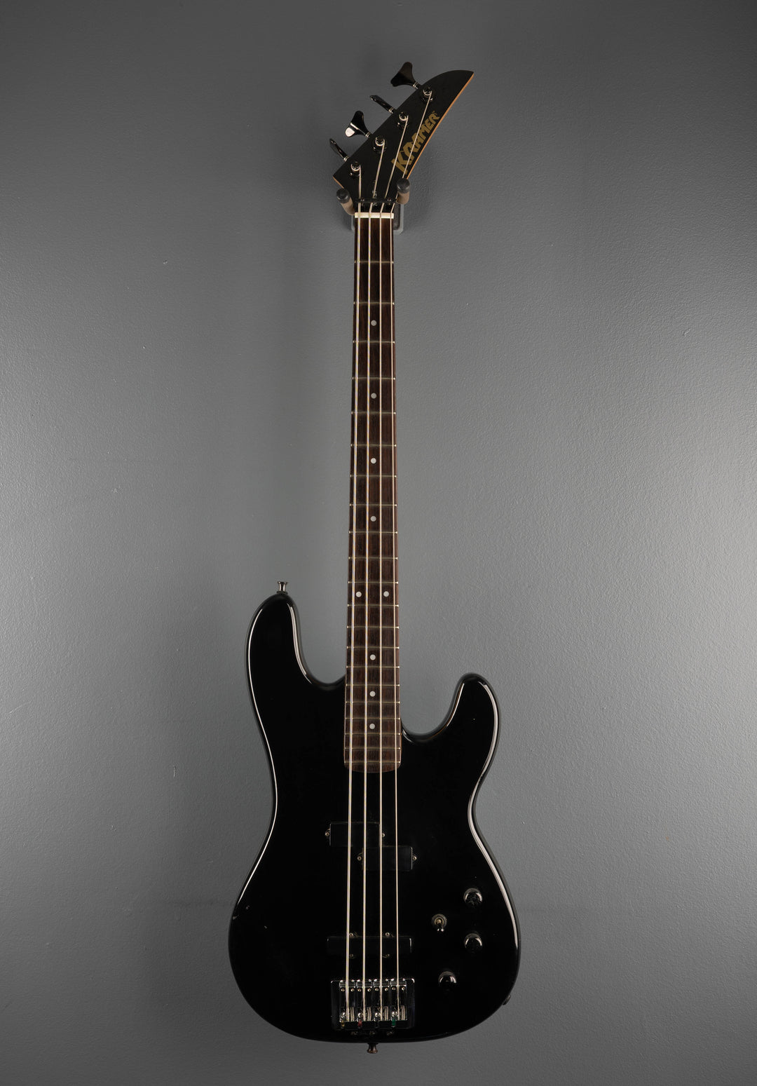 700ST Bass, Late &
