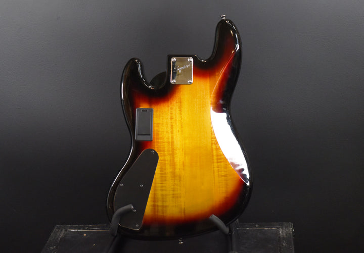Deluxe 5-String Jazz Bass Body - 3-Tone Sunburst, Recent