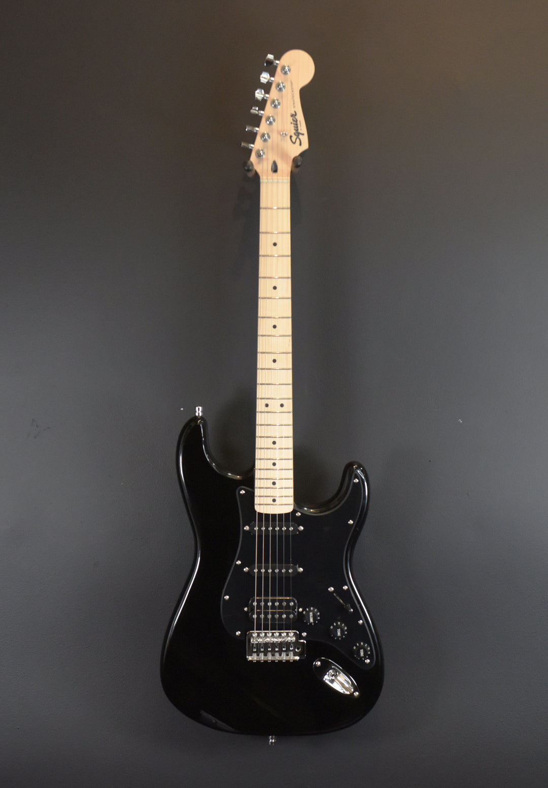 USED Sonic Stratocaster HSS, '24