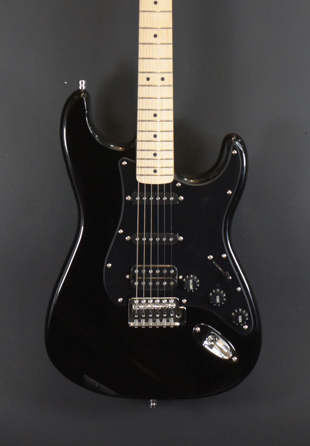 USED Sonic Stratocaster HSS, '24
