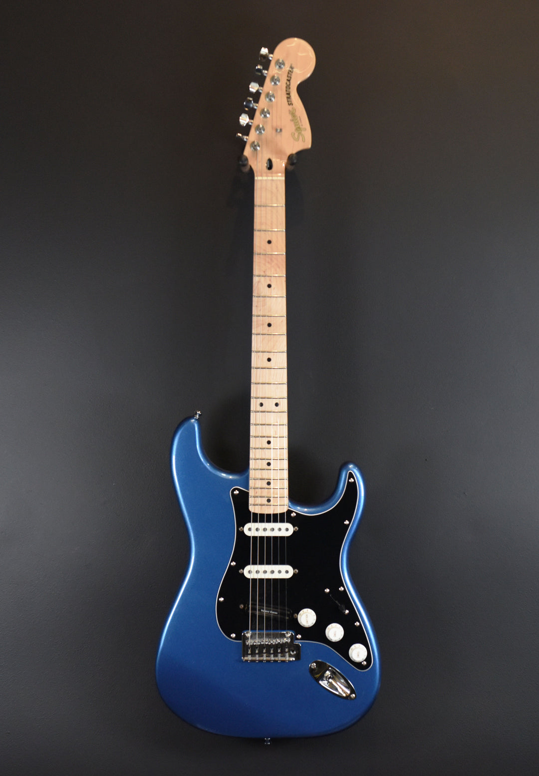 USED Affinity Series Strat '25