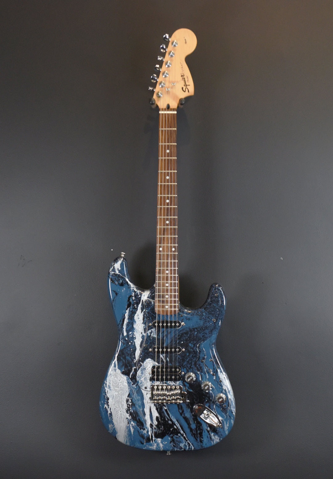 Used Affinity Series Strat '05