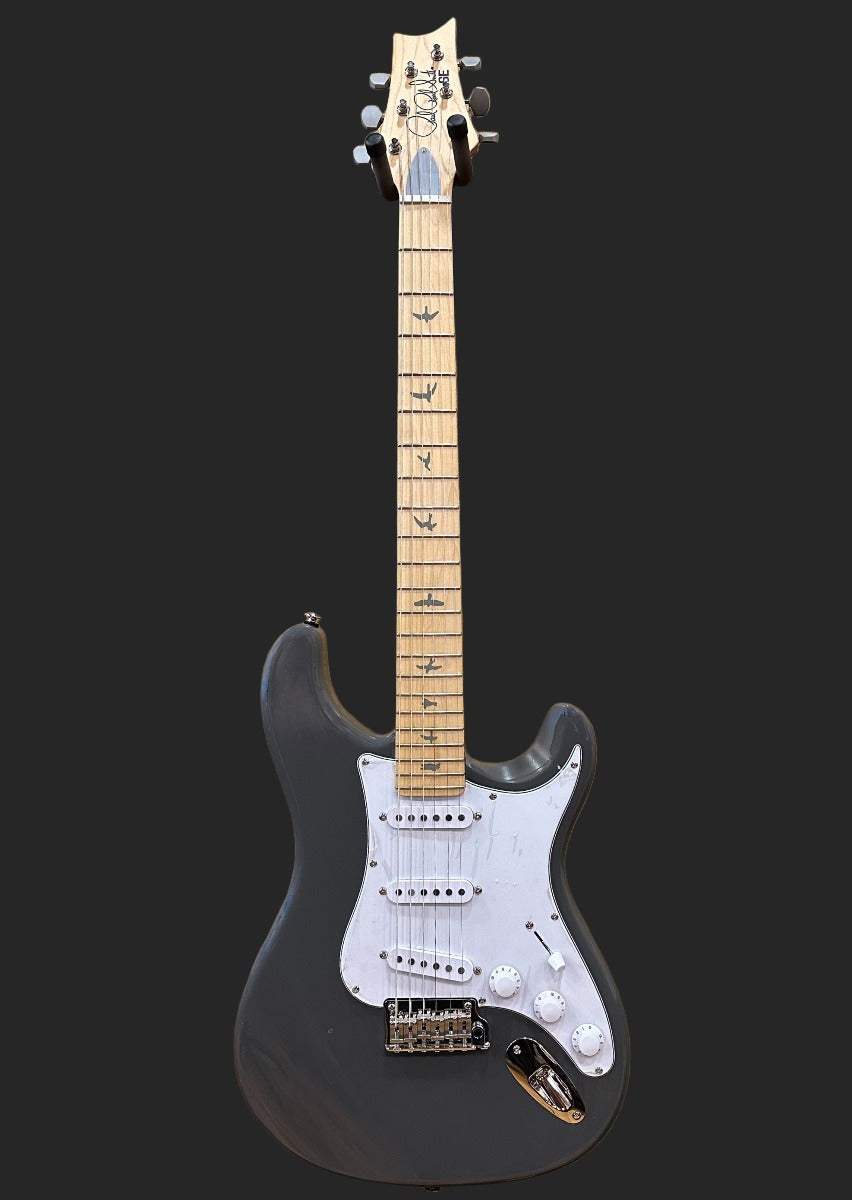 SE Silver Sky w/Maple '23