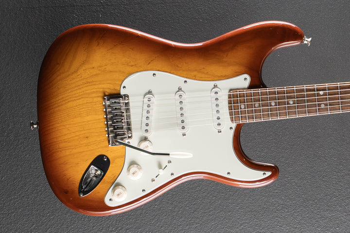 Used American Deluxe Strat &