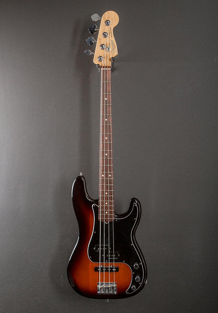 Used Limited Edition American Standard P/J Bass '16