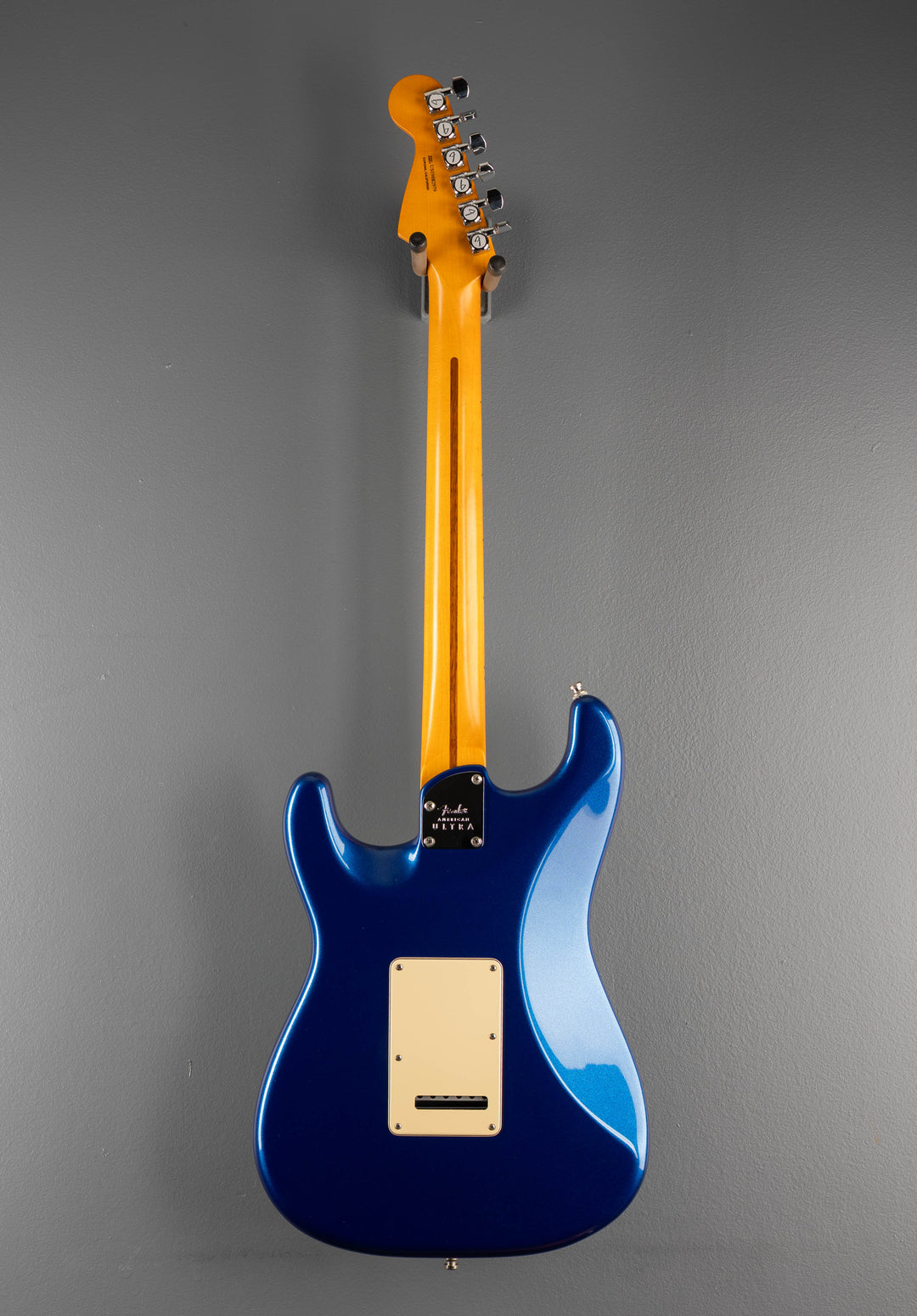 USED American Ultra Stratocaster, &