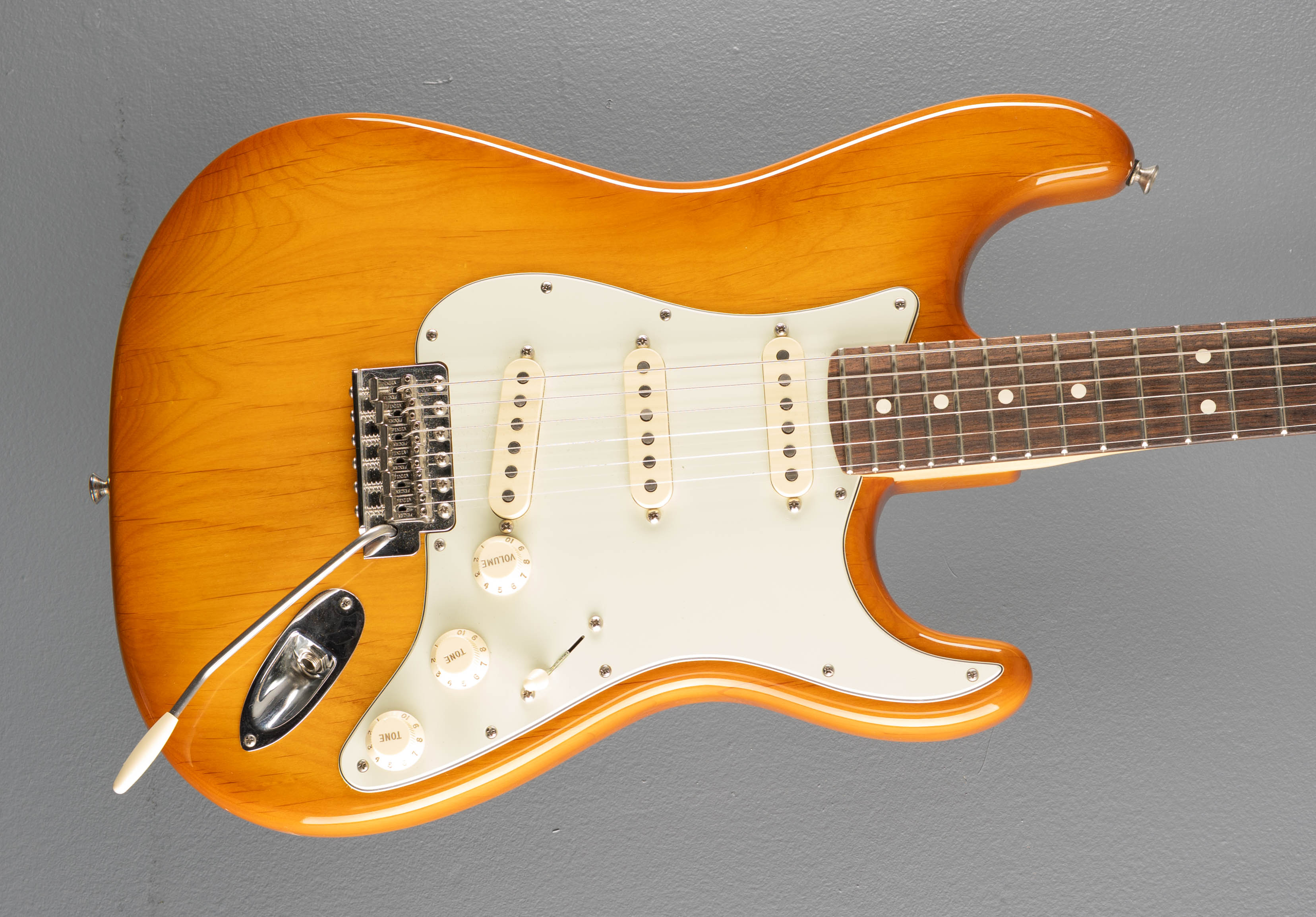 Fender American Performer – Dave's Guitar Shop