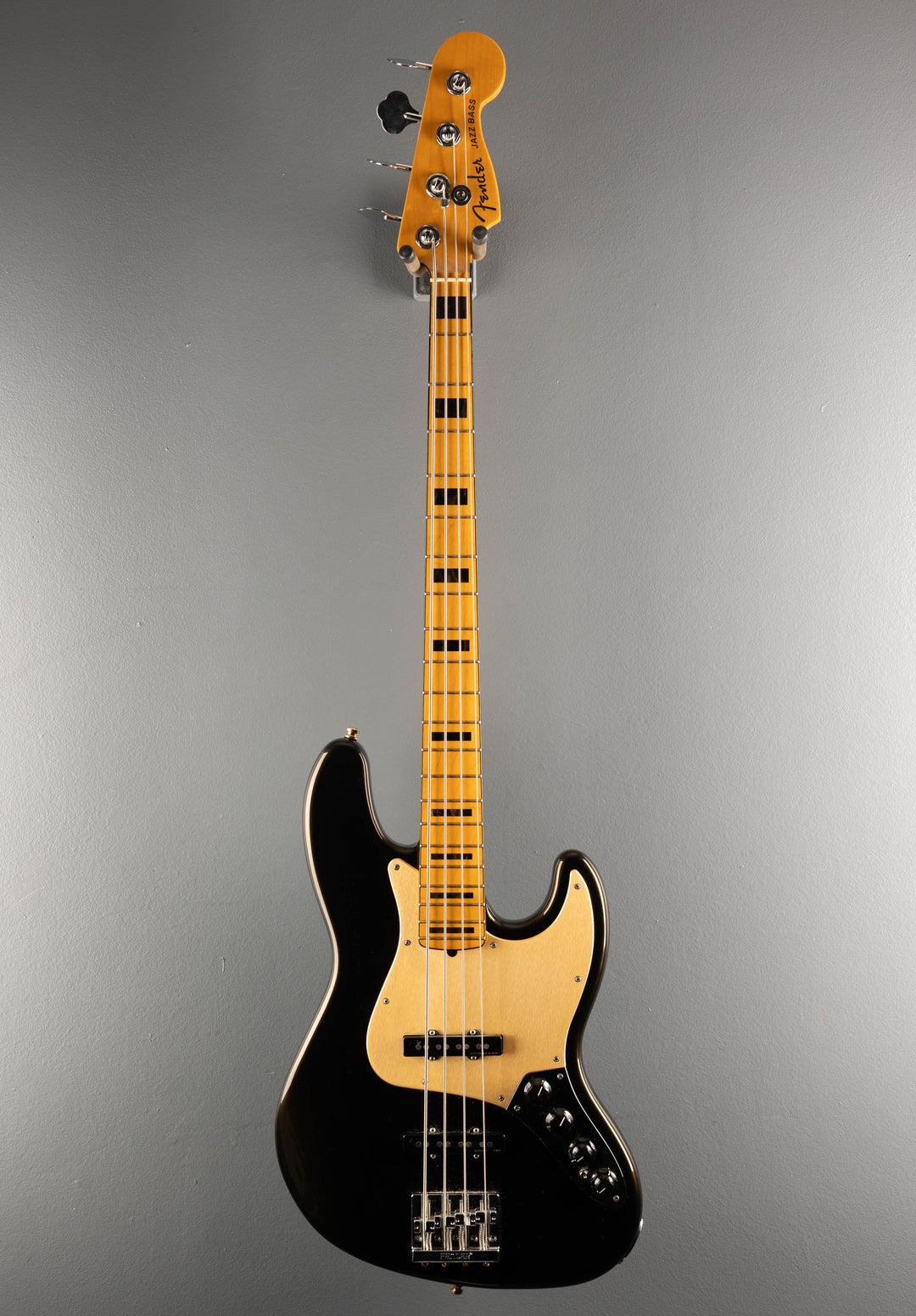 USED American Ultra Jazz Bass, '20
