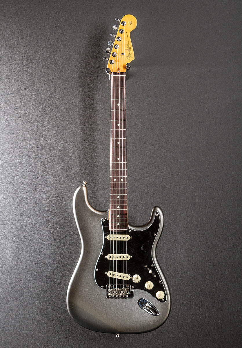 Used American Professional II Strat &
