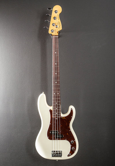 American Professional II Precision Bass '22