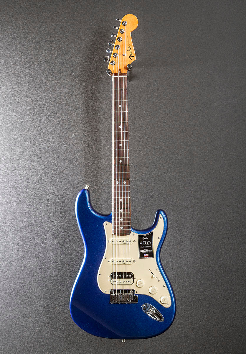 American Ultra Stratocaster HSS - Cobra Blue w/Rosewood