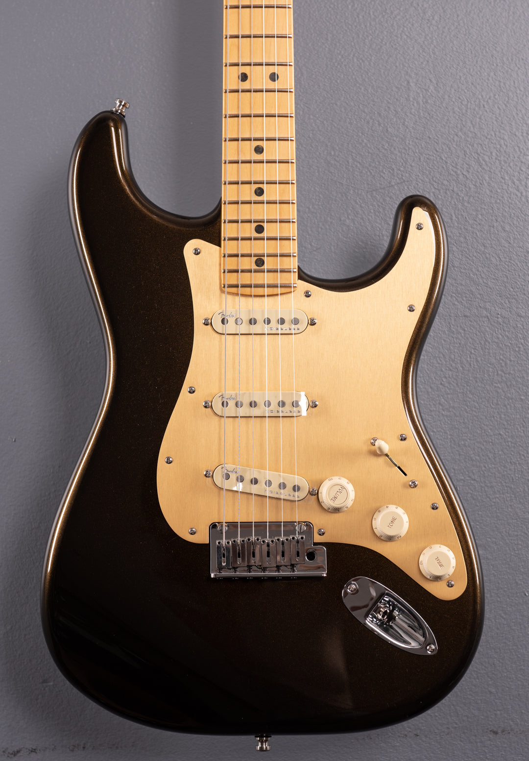 American Ultra Stratocaster - Texas Tea w/Maple