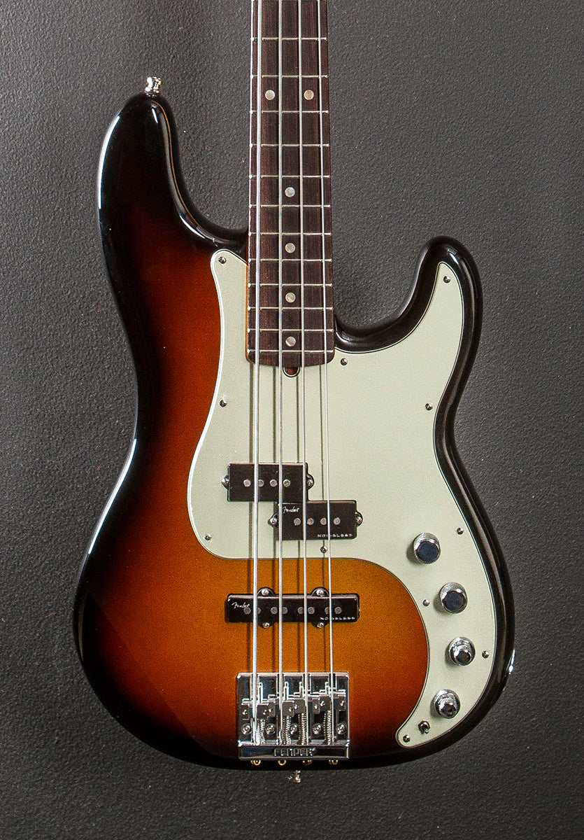 Used American Ultra Precision Bass '23