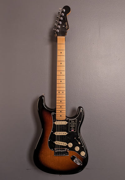 American Ultra Luxe Stratocaster - 2 Color Sunburst