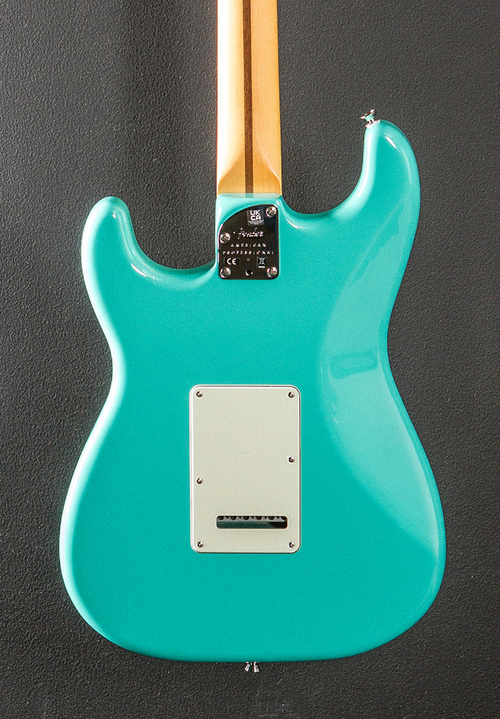 Dave's Guitar Shop Limited Edition American Professional II Stratocaster - Seafoam Green