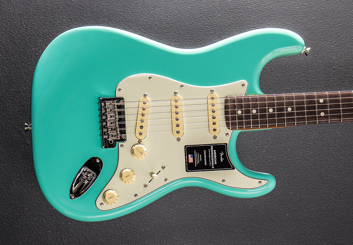 Fender American Professional II – Dave's Guitar Shop