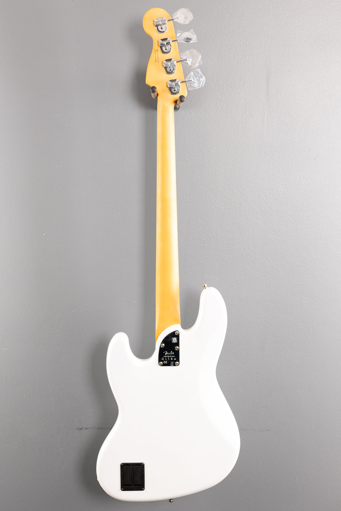 American Ultra Jazz Bass - Arctic Pearl w/Rosewood
