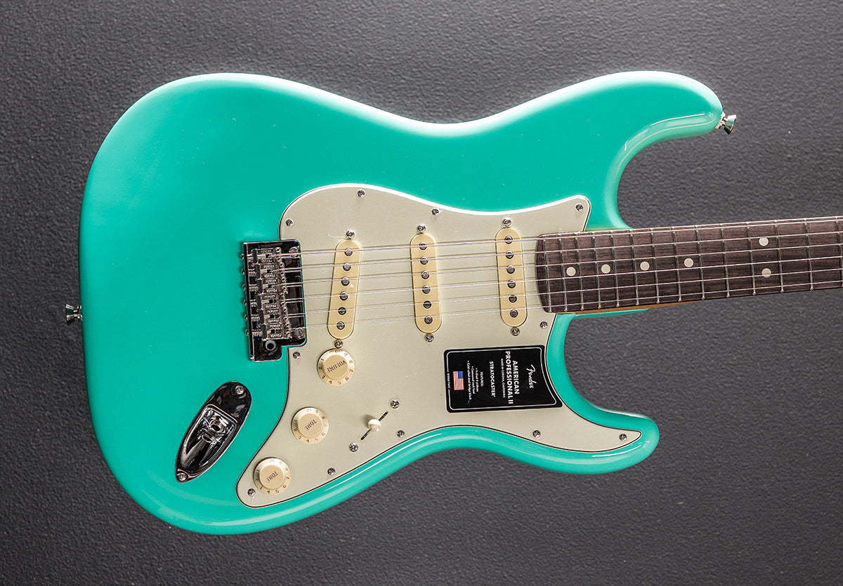 Fender American Professional II – Dave's Guitar Shop