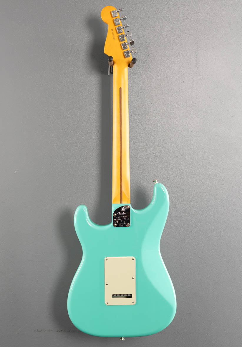 Dave's Guitar Shop Limited Edition American Professional II Stratocaster - Seafoam Green