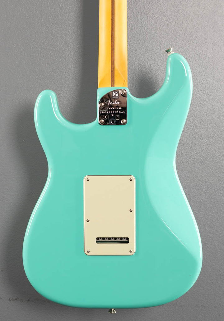 Dave's Guitar Shop Limited Edition American Professional II Stratocaster - Seafoam Green