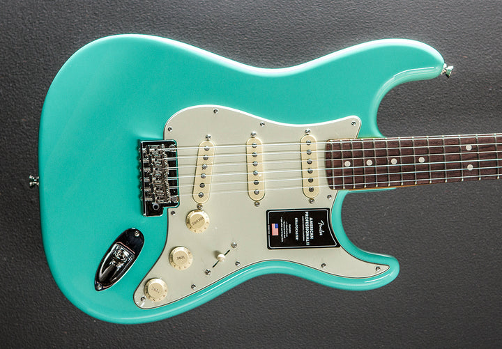 Dave's Guitar Shop Limited Edition American Professional II Stratocaster - Seafoam Green