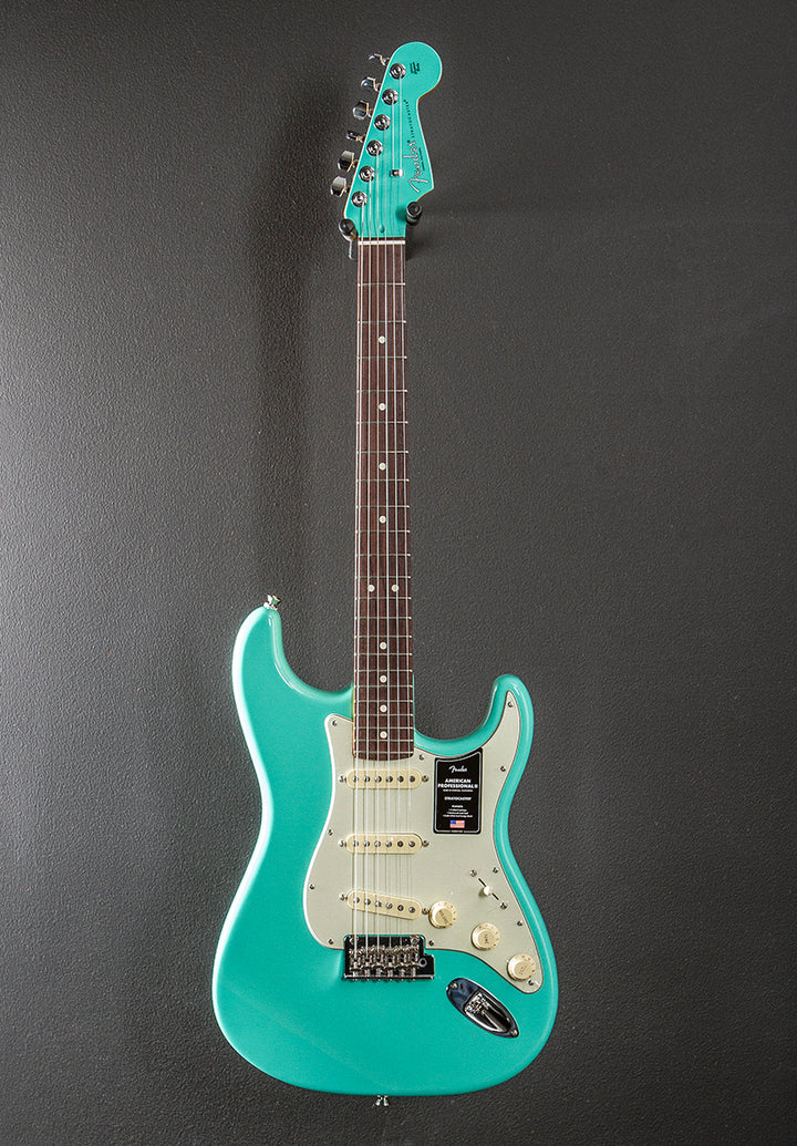 Dave's Guitar Shop Limited Edition American Professional II Stratocaster - Seafoam Green
