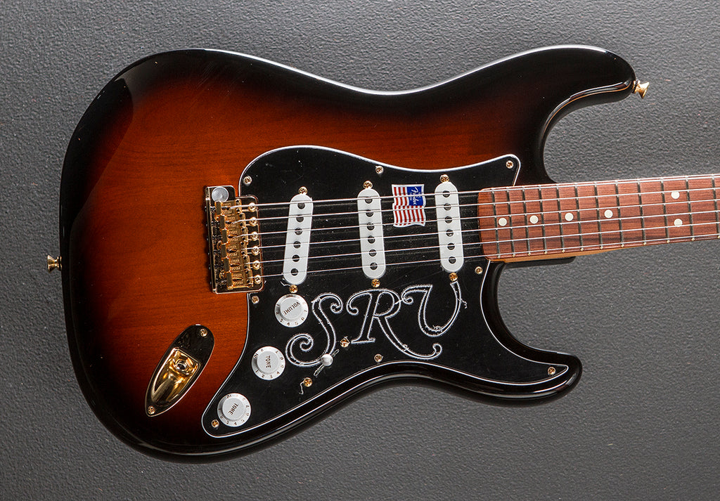 ギター Fender Stevie ray vaughan Stratocaster Amazon.com: Fender Stevie Ray Vaughan Stratocaster, Pau