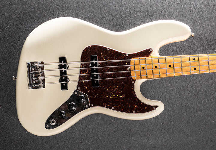 Used American Professional II Jazz Bass &