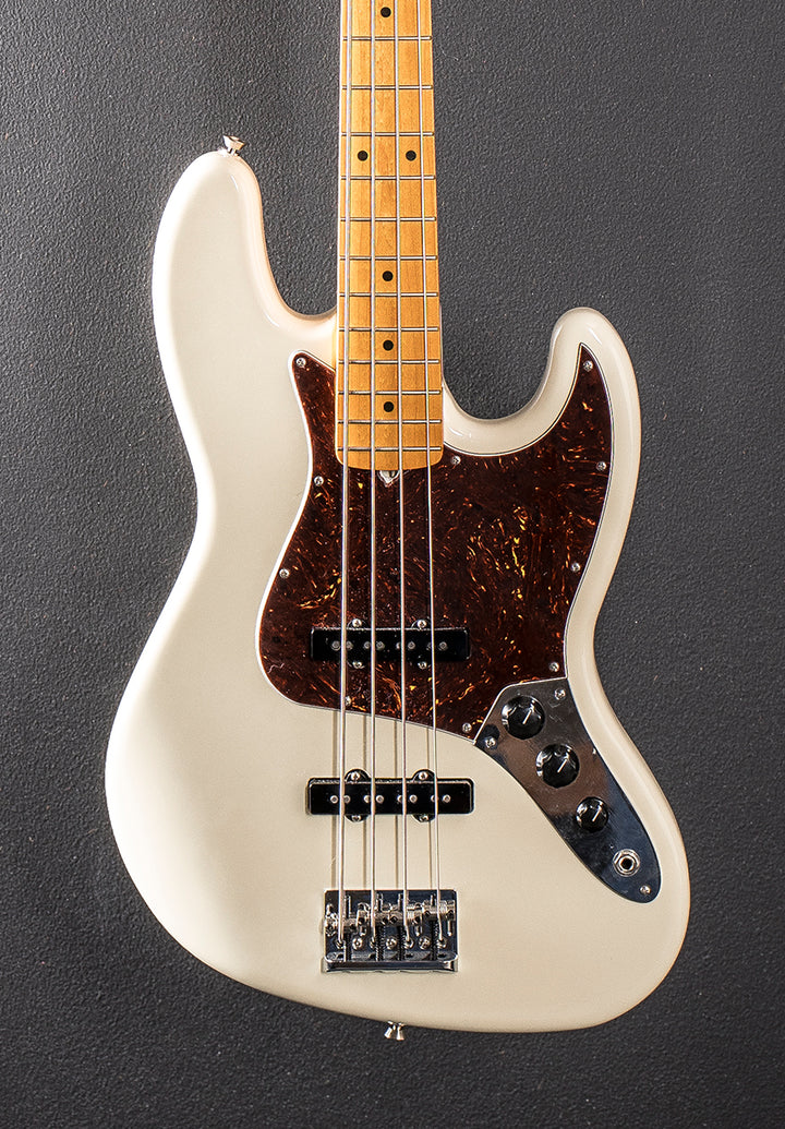 Used American Professional II Jazz Bass &