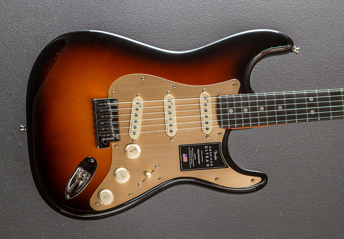 American Ultra II Stratocaster - Ultraburst w/Ebony – Dave's