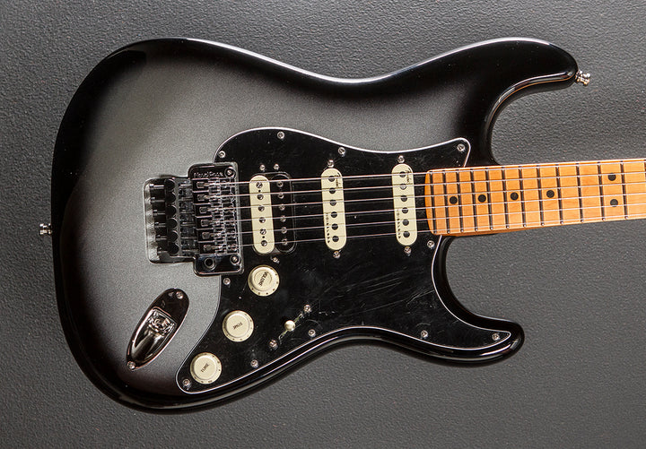 Used  Ultra Luxe Floyd Rose HSS Strat '24