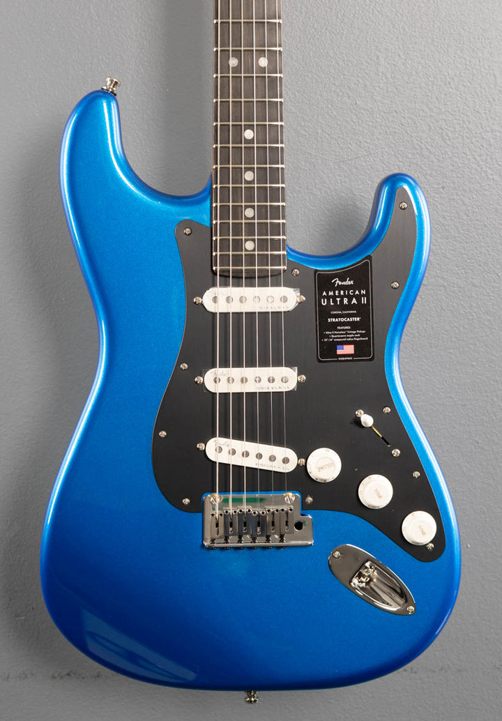 American Ultra II Stratocaster - Noble Blue