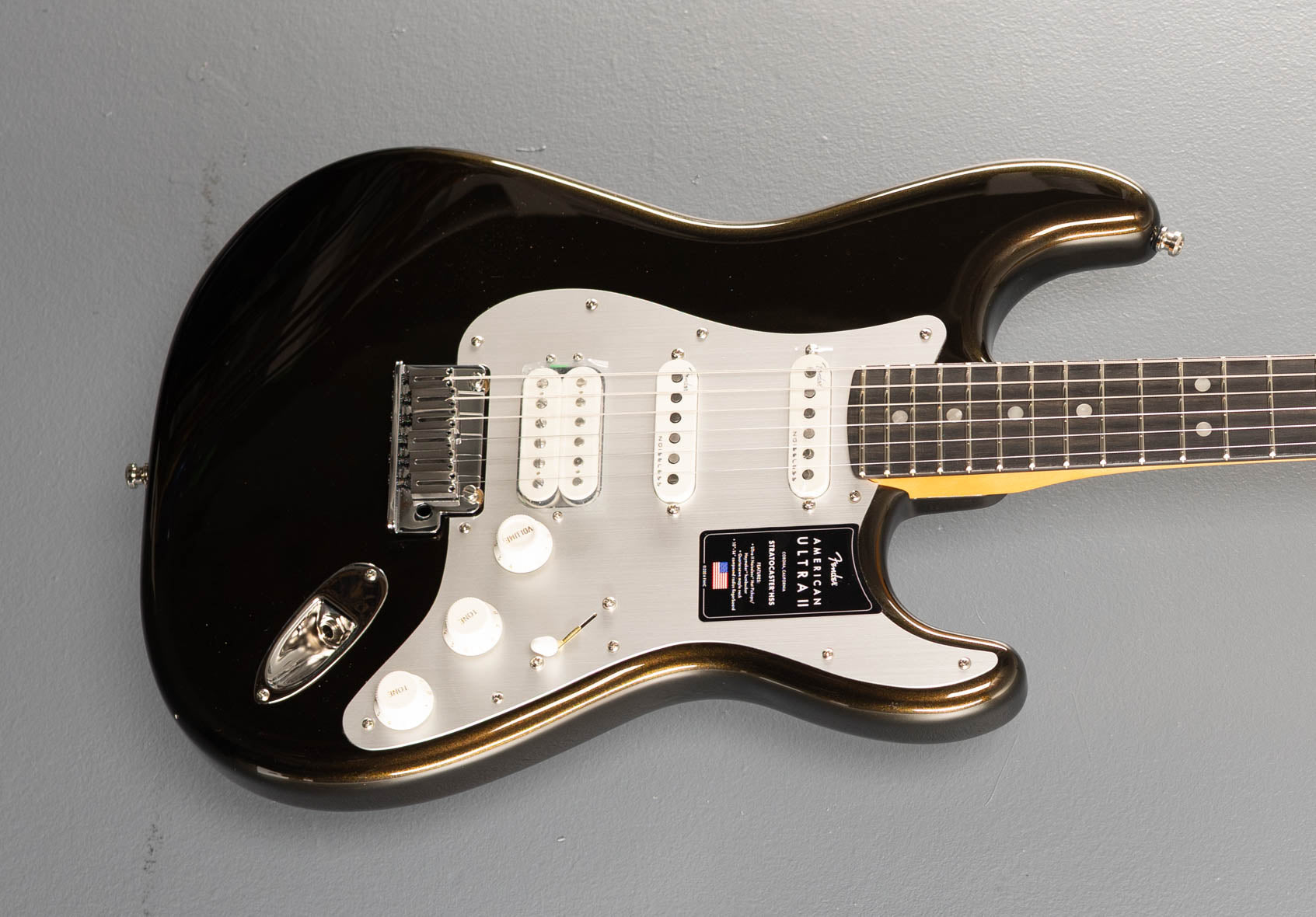American Ultra II Stratocaster HSS - Texas Tea – Dave's Guitar Shop