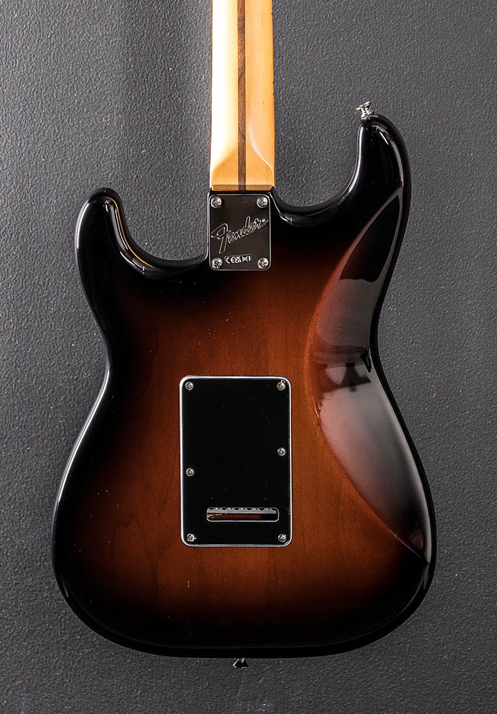 American Professional Classic Stratocaster - 3 Color Sunburst w/Maple