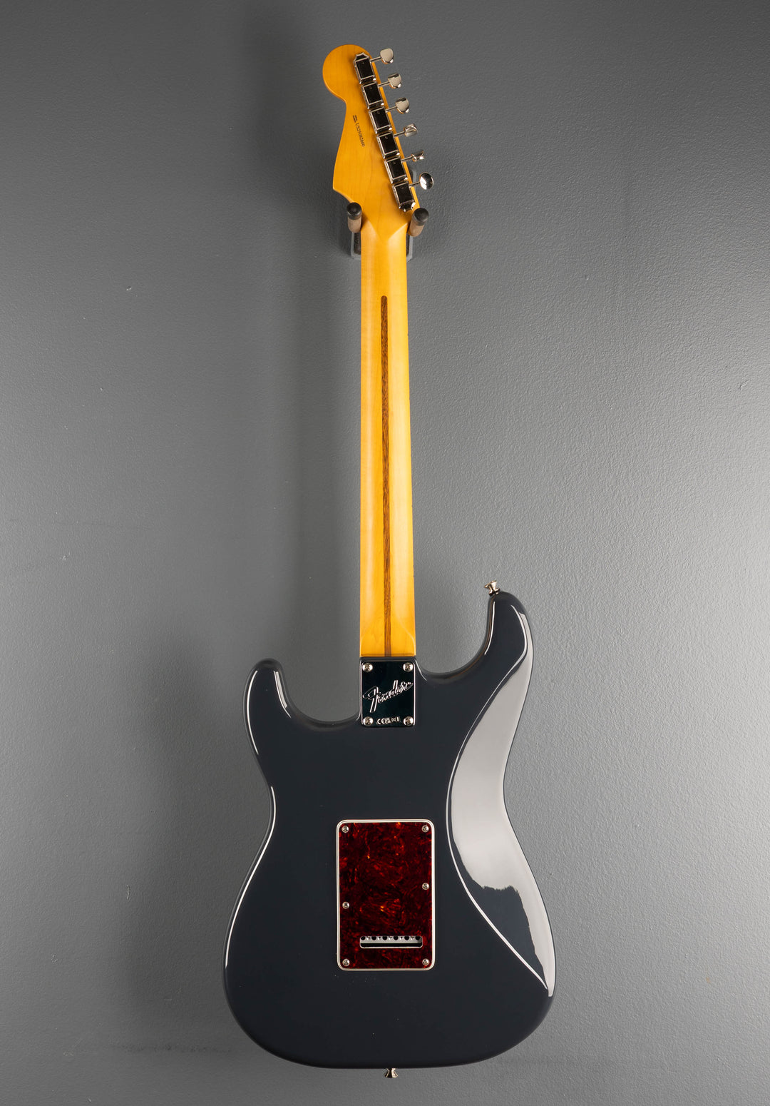 American Professional Classic Stratocaster HSS - Faded Black