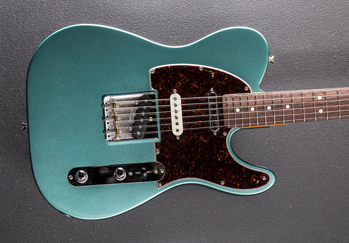 Used American Professional Classic Hotshot Tele '25 – Dave's