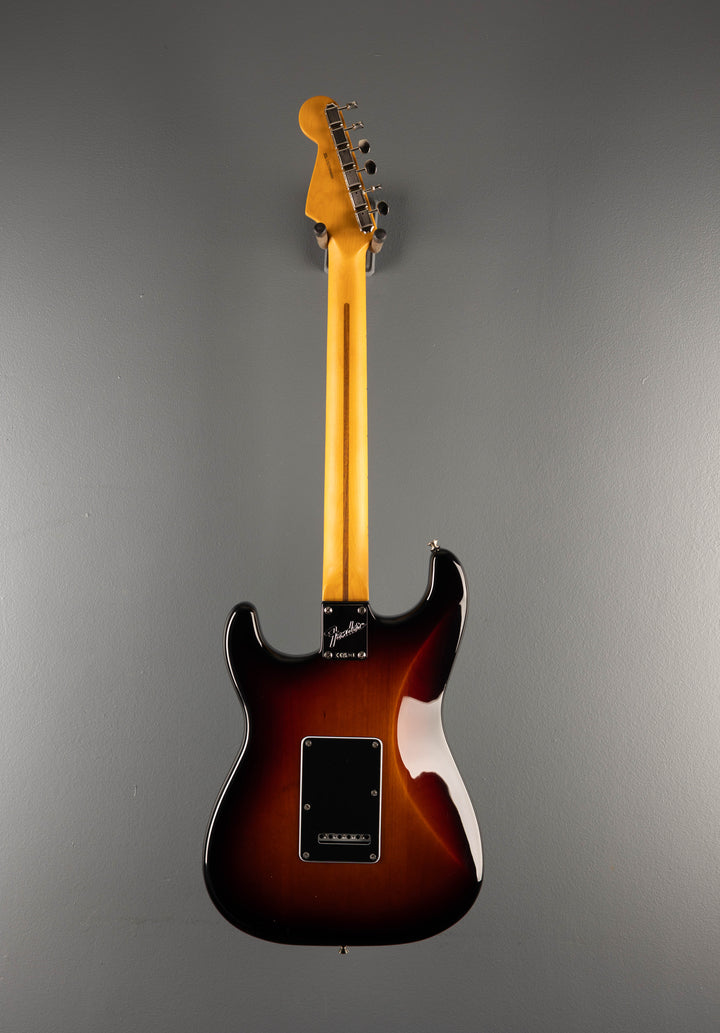 American Professional Classic Stratocaster - 3 Color Sunburst w/ Maple