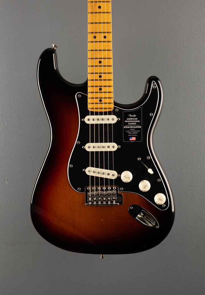 American Professional Classic Stratocaster - 3 Color Sunburst w/ Maple